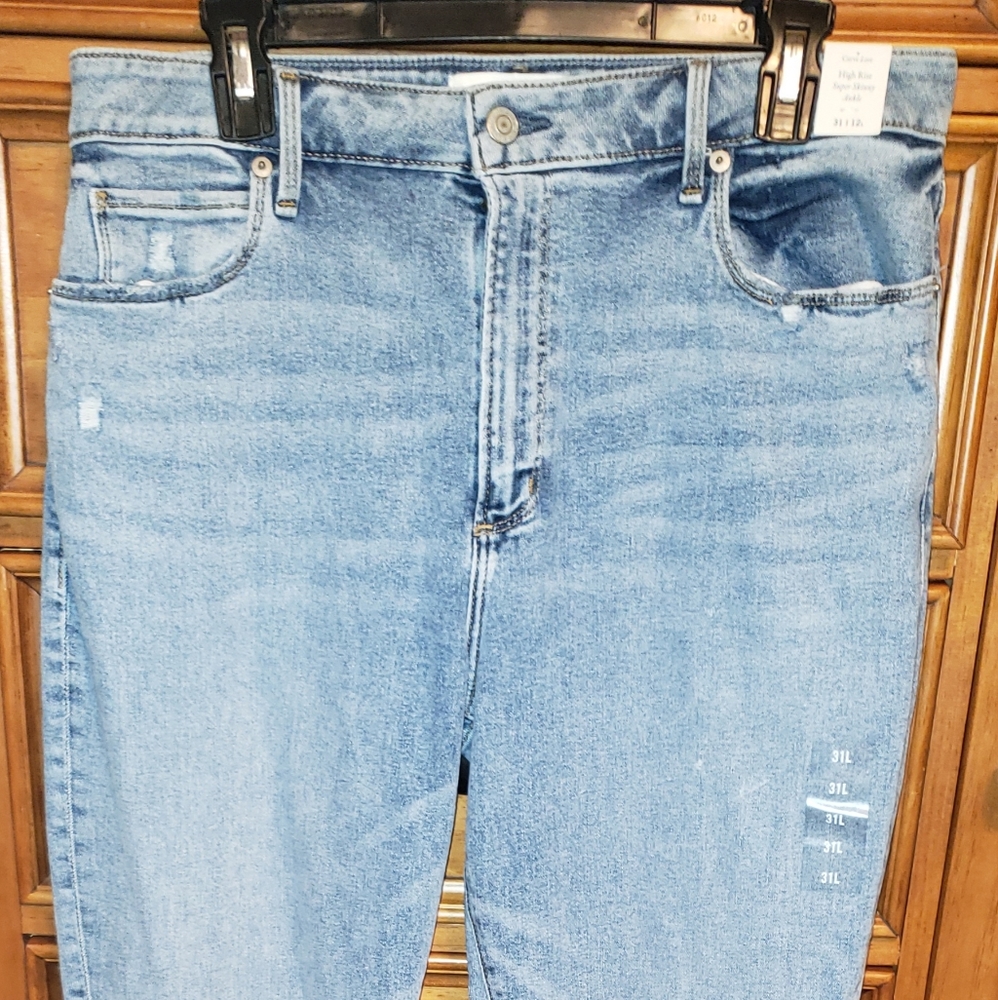 New W/ Tags Abercrombie Curve Love Jeans 31/12L